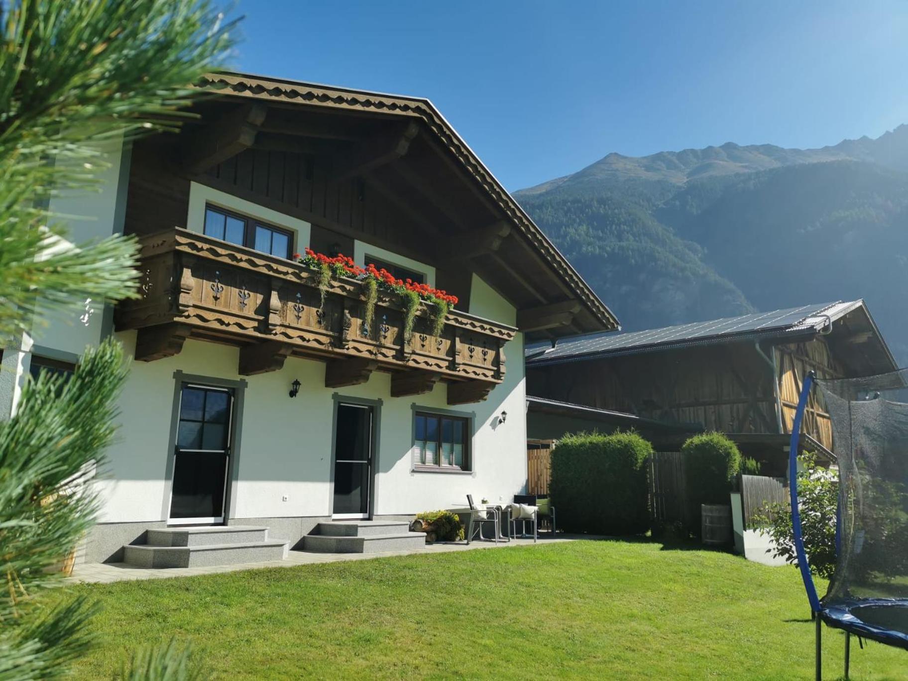 Landhaus Oetztalblick แลงเงนเฟลด์ ภายนอก รูปภาพ